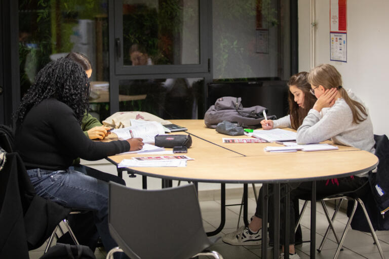 Photo aide aux devoirs 2